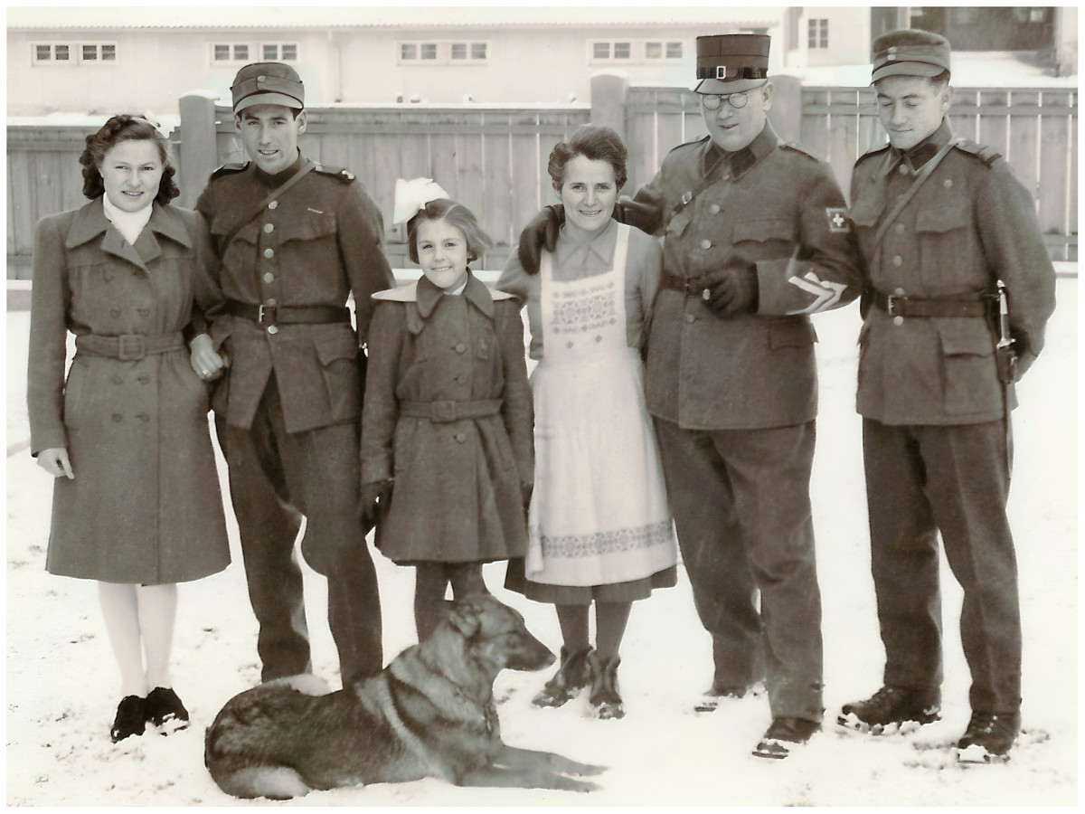 Pia Grimbühler-Lanz, Max Grimbühler-Lanz, Marie Rosa Grimbühler-Weibel, Max Grimbühler-Weibel (1944), Vintage Photo 1944