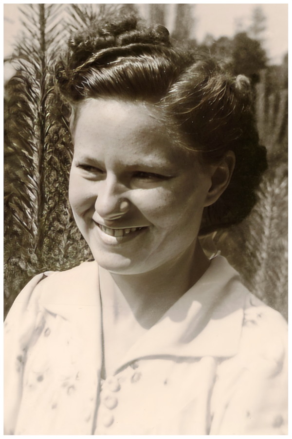 Pia Rosa Grimbühler-Lanz (1945), Vintage Photo 1945